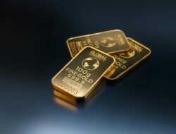 Kapan Harga Emas Turun? Panduan Lengkap untuk Investor