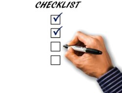 Gebrak Pasar! Daftar Harga Otomotif Terbaru 2025: Mobil & Motor Impian Siap Dibawa Pulang!