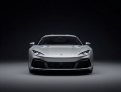 Gebrak Pasar! Daftar Harga Otomotif Terbaru 2025: Mobil & Motor Impian Siap Dibawa Pulang!