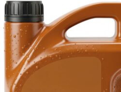 Oli Mobil Terbaik: Harga vs. Kualitas yang Perlu Anda Tahu di Tahun 2025