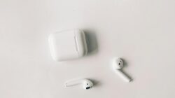 Rumor AirPods Max 2 (2025): Bocoran Fitur, Desain, dan Prediksi Harga Terbaru yang Bikin Penasaran